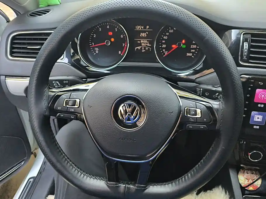 Volkswagen Sagitar — миниатюра 15
