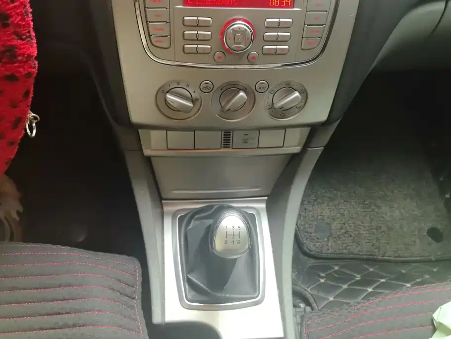 Ford Focus — миниатюра 16