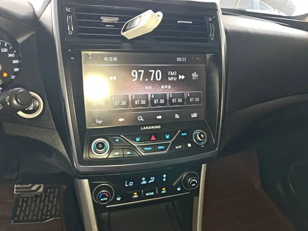 Landwind Landwind X5 — миниатюра 13