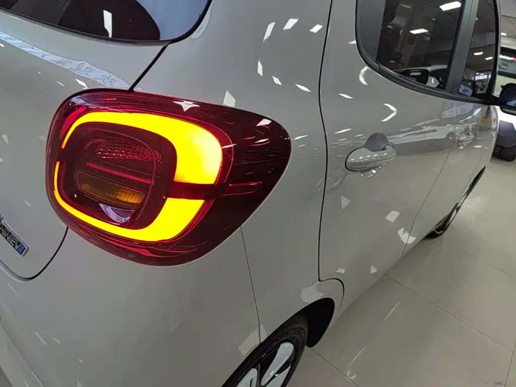 Wuling Mini EV MINIEV 2025