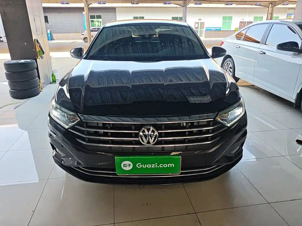 Volkswagen Sagitar — миниатюра 3