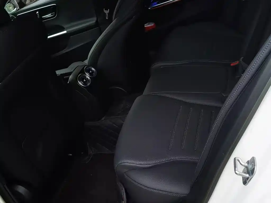 Mercedes-Benz C-Class C 2026 C 260 L Sport