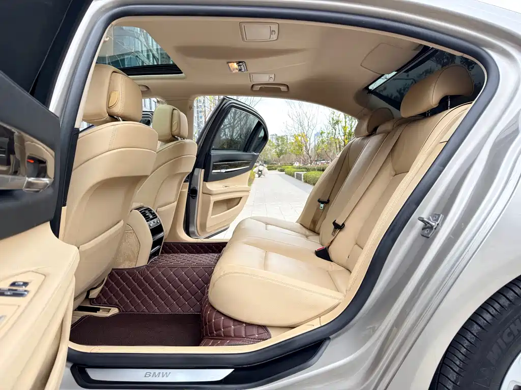 BMW 7 Series 7 2011 730Li Elegant