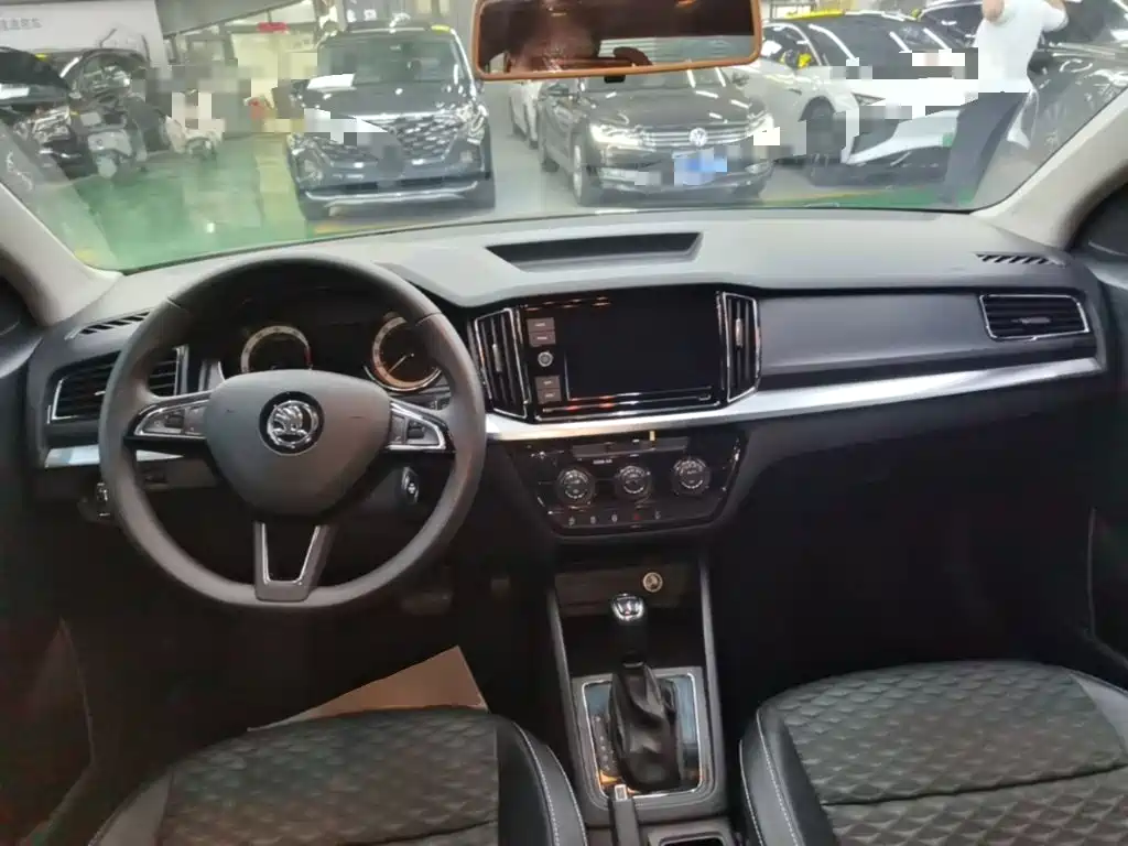 Skoda Kamiq — миниатюра 10