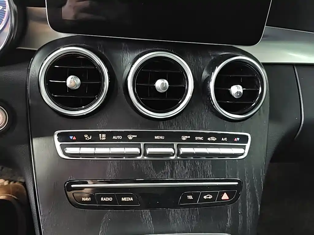Mercedes-Benz C-Class — миниатюра 20