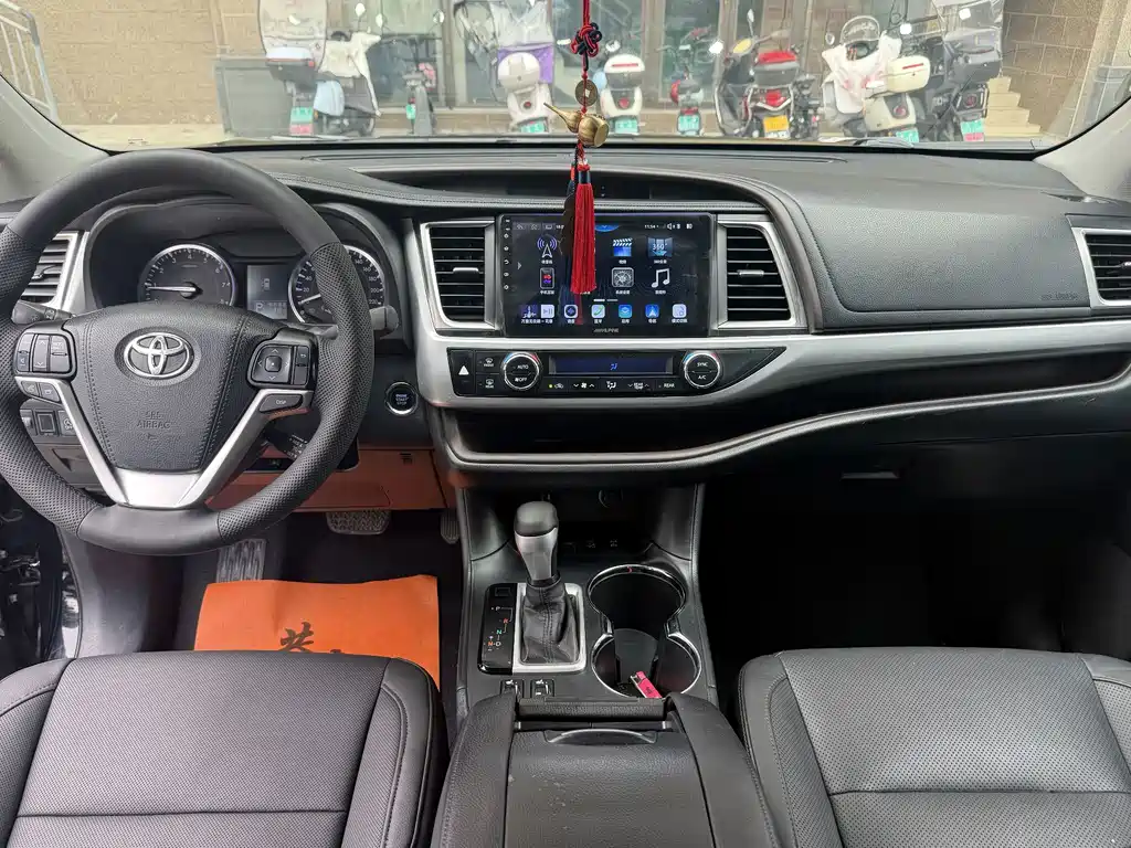 Toyota Highlander — миниатюра 5