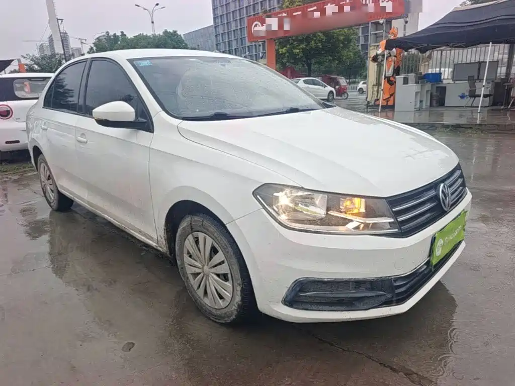 Volkswagen Santana — миниатюра 4
