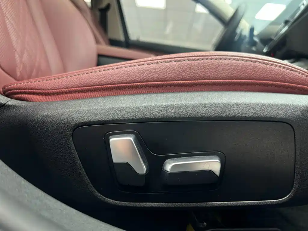 BMW 3 Series — миниатюра 17