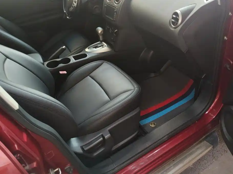 Nissan Qashqai — миниатюра 8