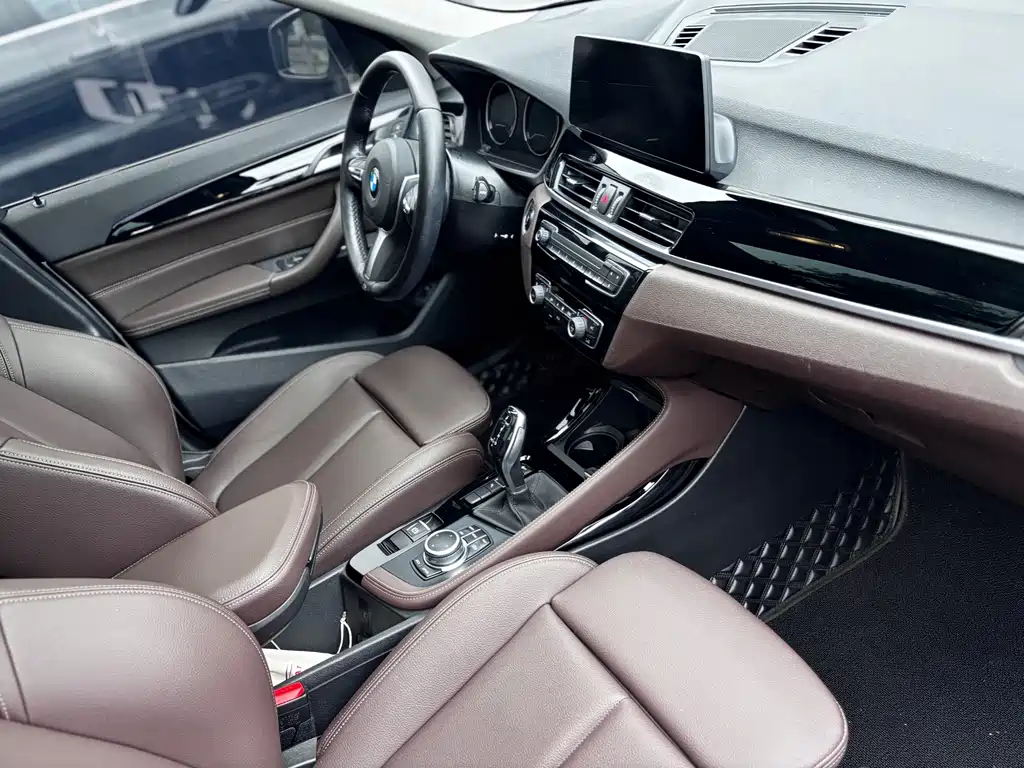 BMW X1 — миниатюра 10