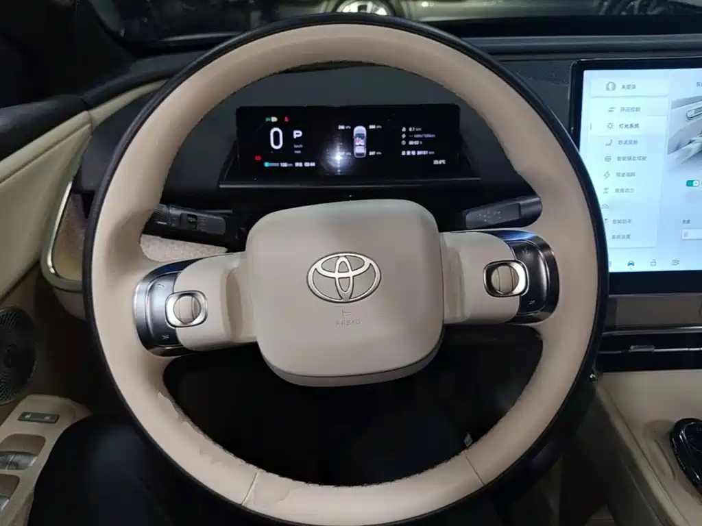 Toyota bZ3X — миниатюра 11