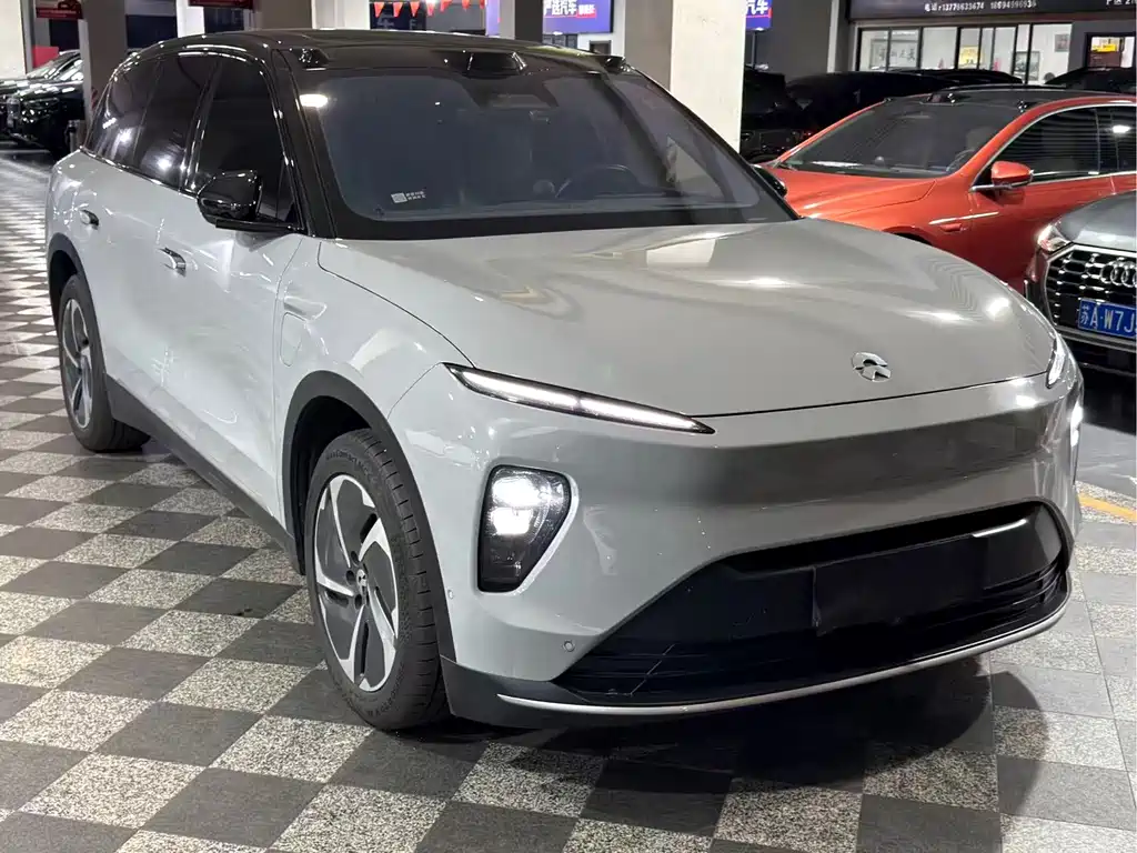 NIO ES8 2023 75kWh