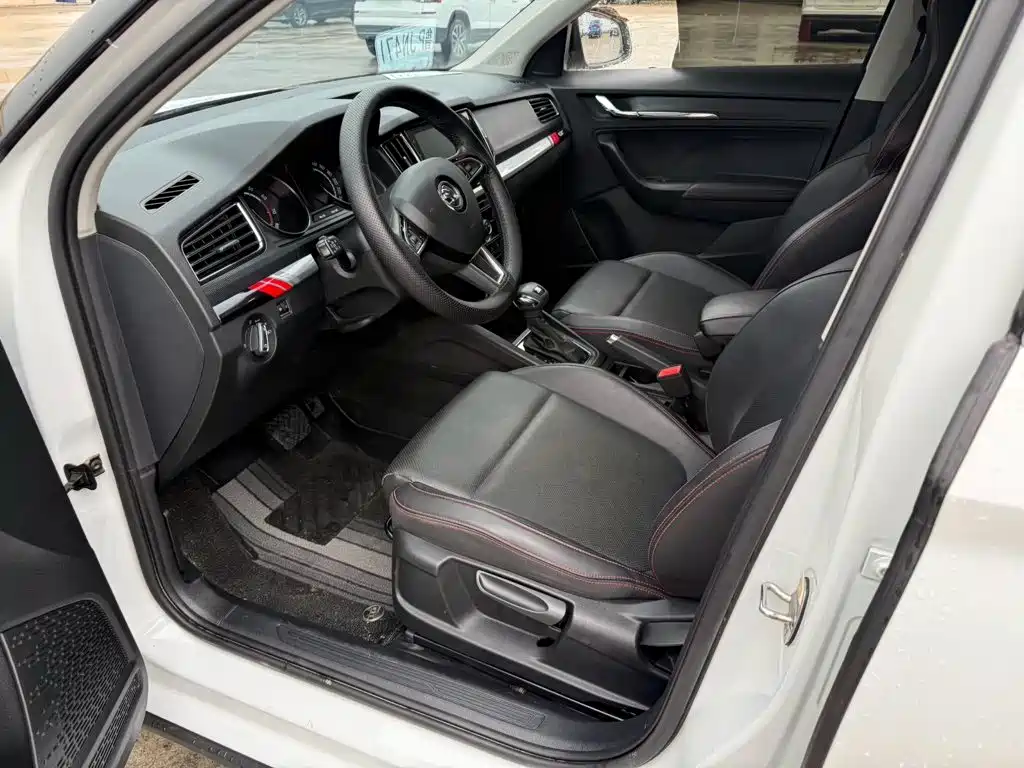 Skoda Kamiq — миниатюра 7