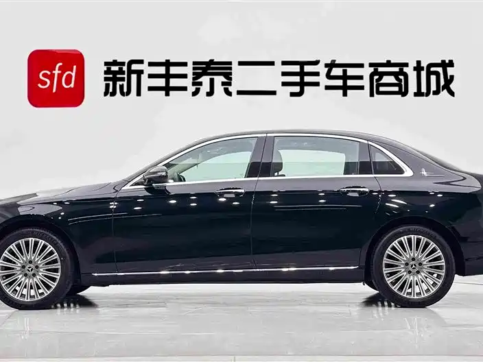 Mercedes-Benz E-Class — миниатюра 7