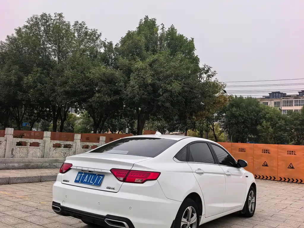 Geely Emgrand GL — миниатюра 7