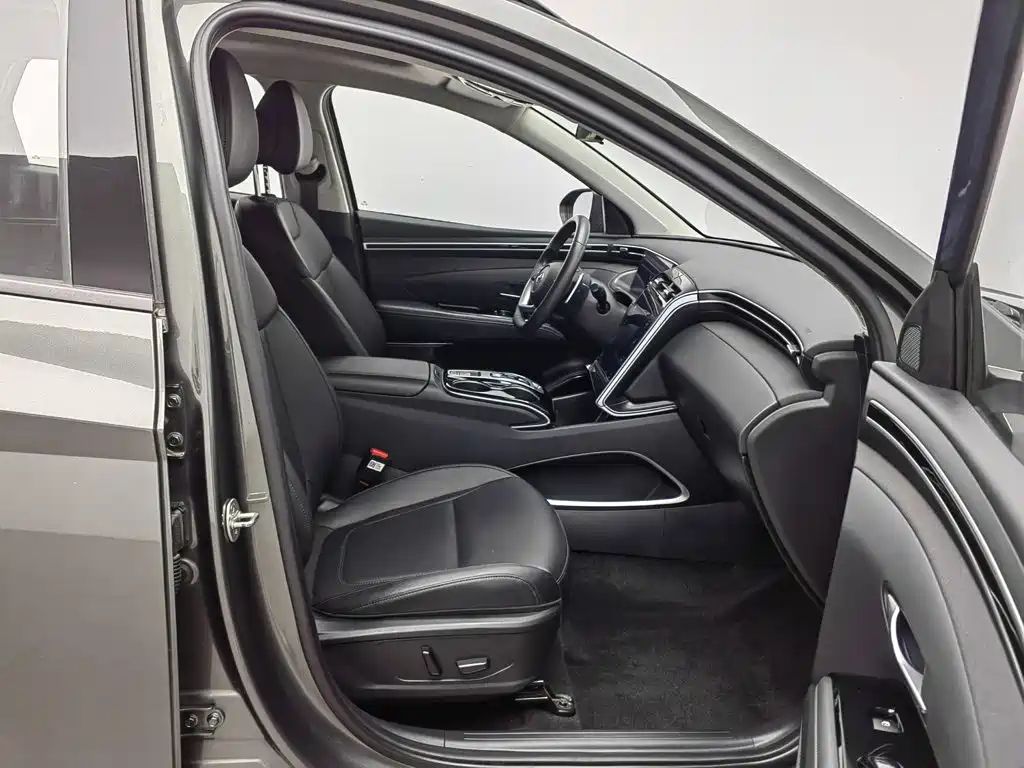 Hyundai Tucson — миниатюра 23
