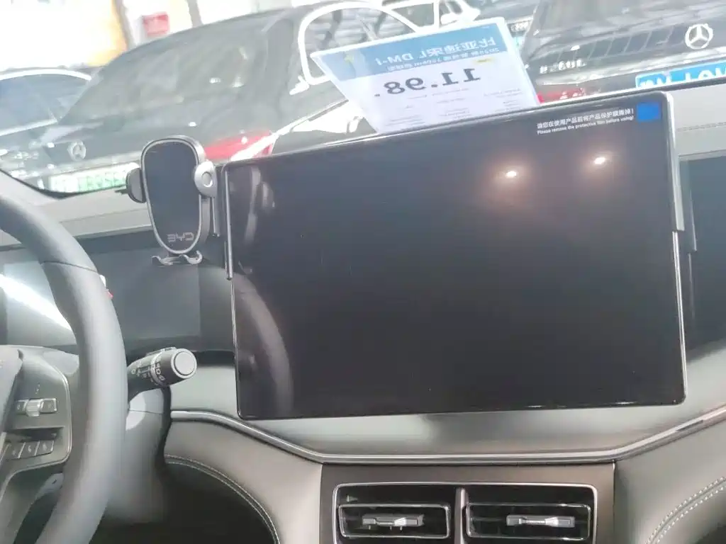 BYD L DM-i — миниатюра 18