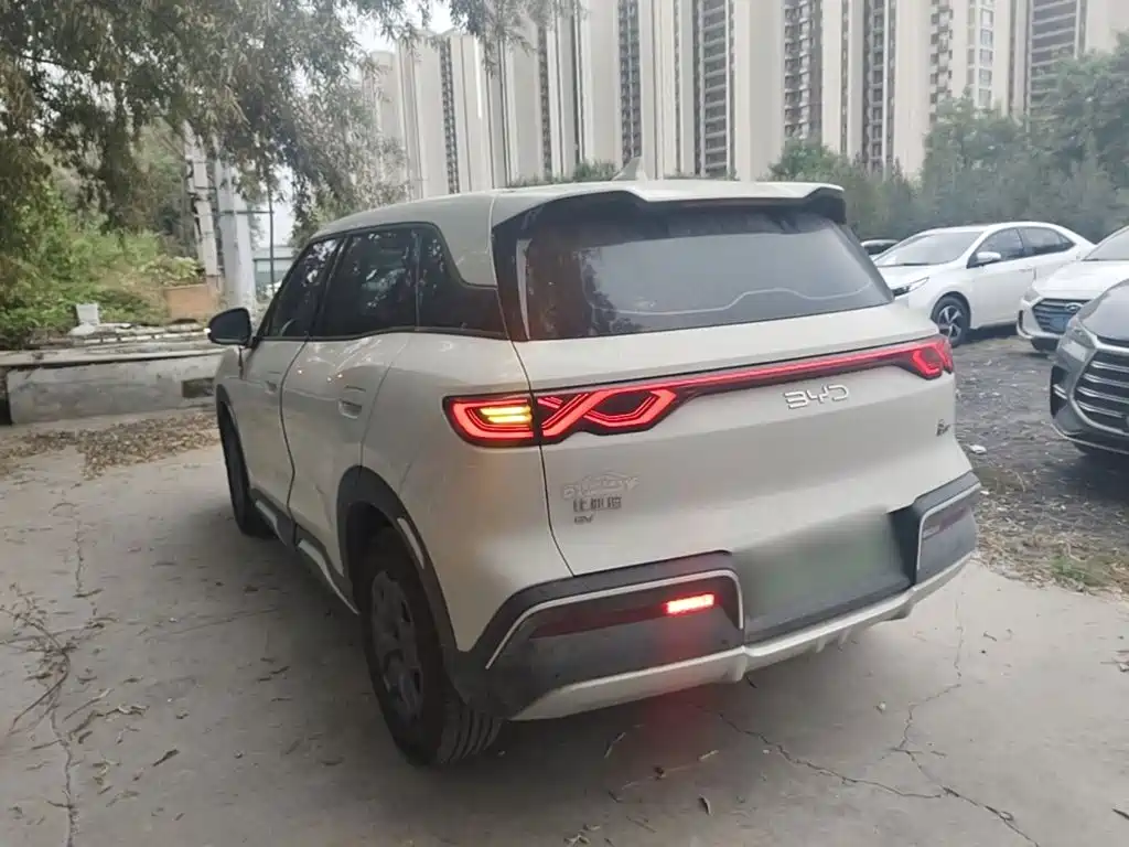 BYD Yuan UP — миниатюра 5
