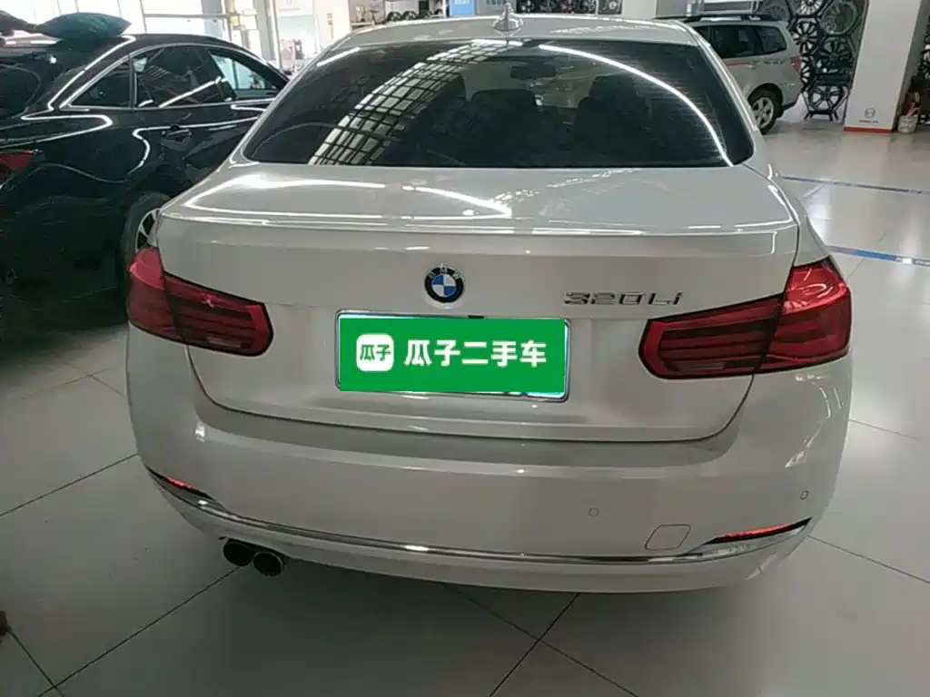 BMW 3 Series — миниатюра 6