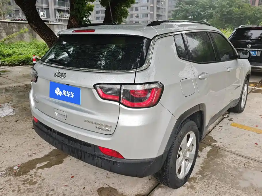 Jeep Compass — миниатюра 3