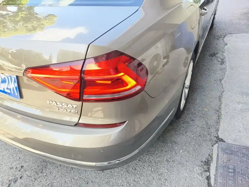 Volkswagen Passat — миниатюра 8