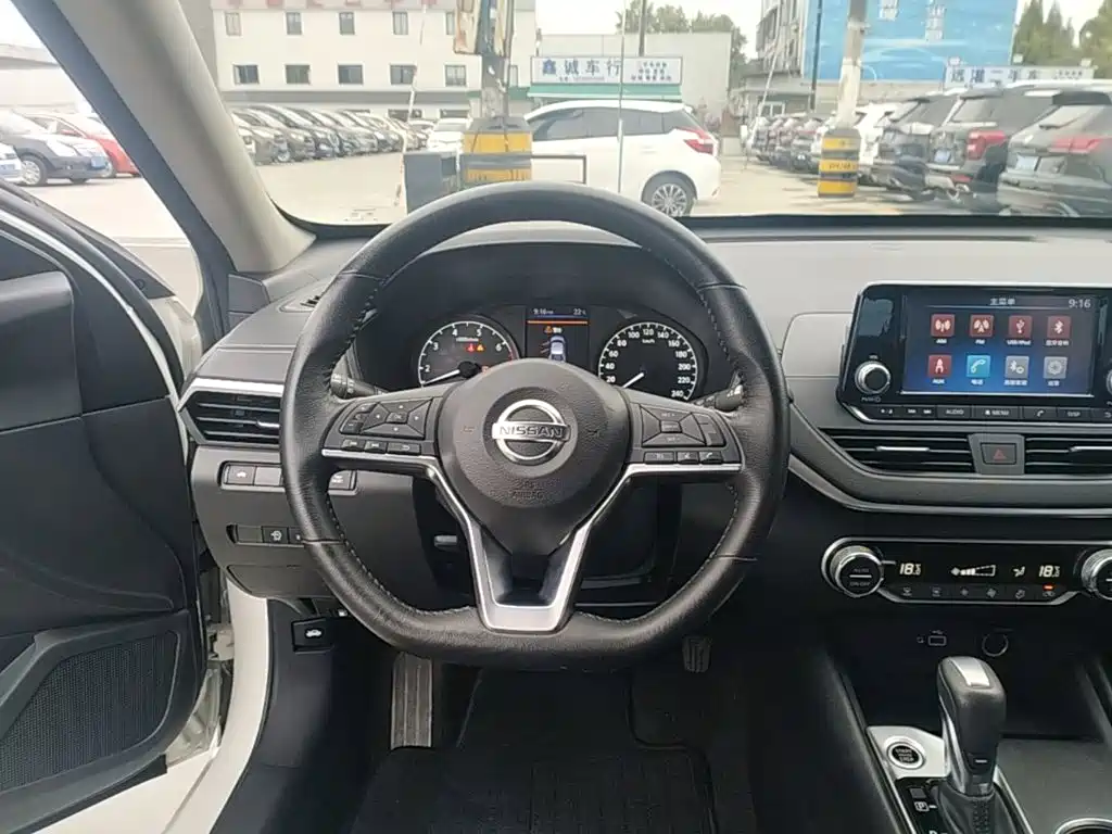 Nissan Teana — миниатюра 11