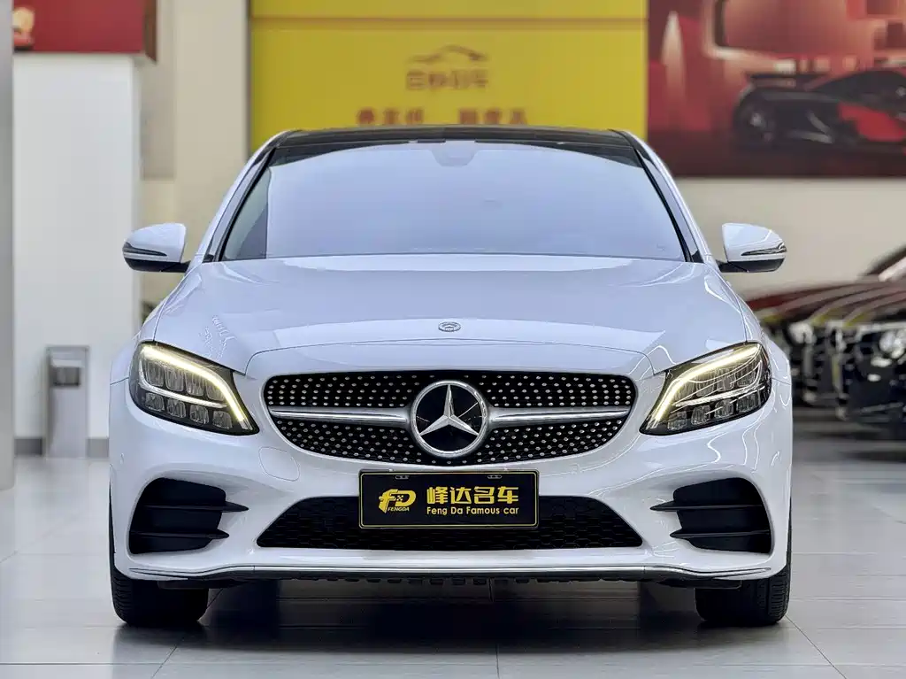 Mercedes-Benz C-Class — миниатюра 9
