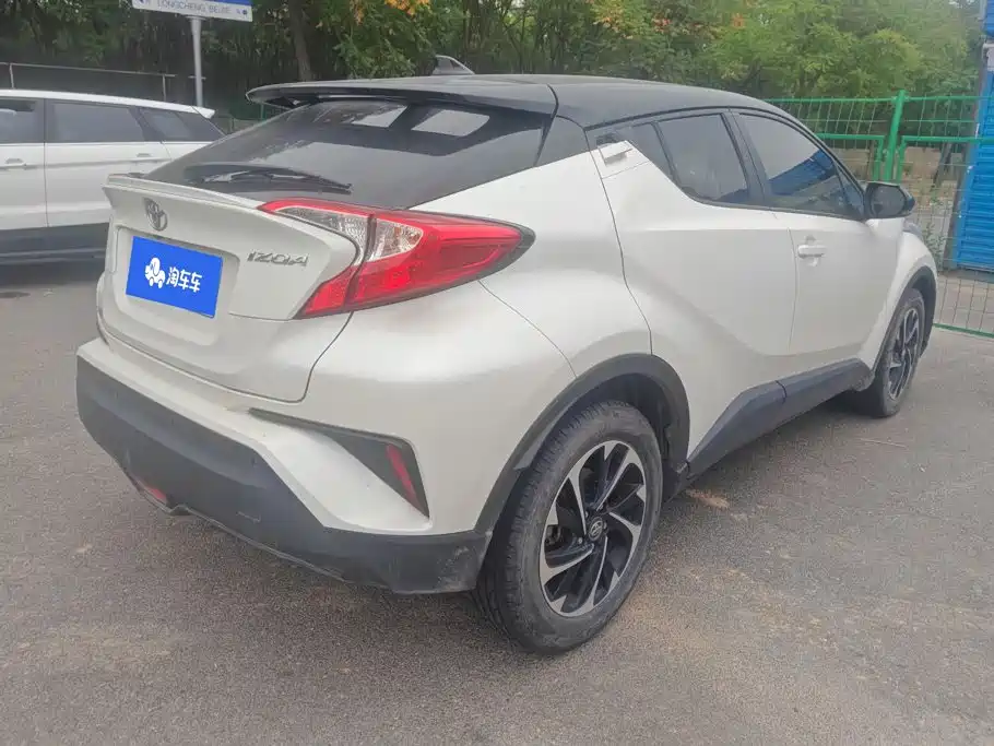 Toyota IZOA — миниатюра 3