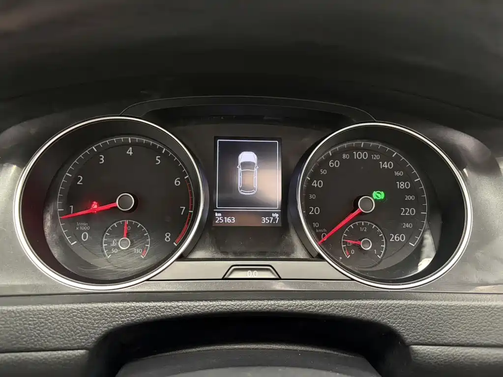 Volkswagen Golf — миниатюра 11