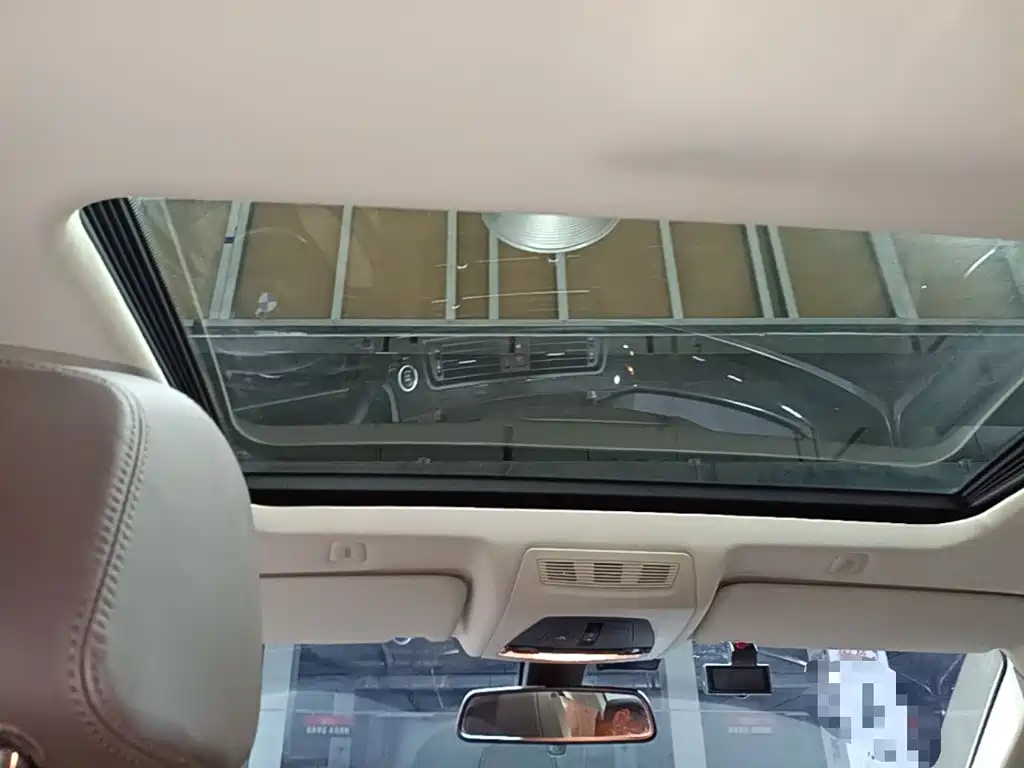BMW 5 Series — миниатюра 18