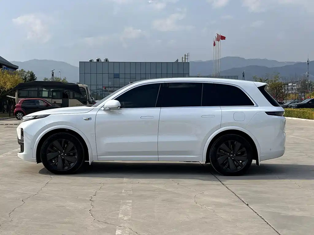Li Auto Li L8 — миниатюра 25