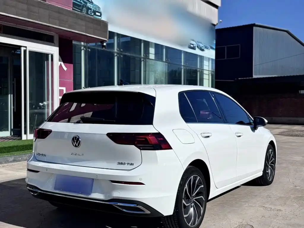 Volkswagen Golf — миниатюра 8