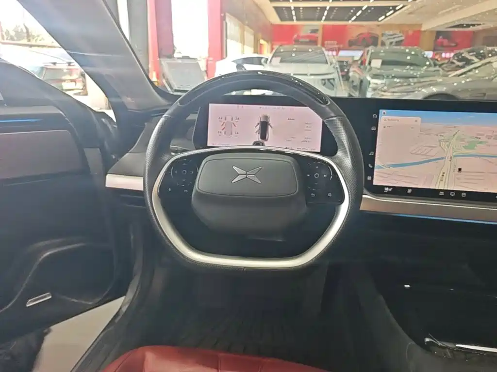 XPeng P7 — миниатюра 11