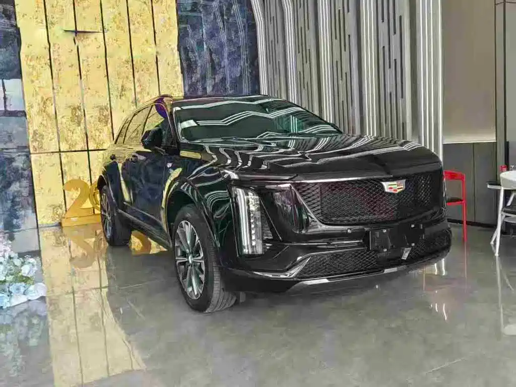 Cadillac XT5 — миниатюра 3
