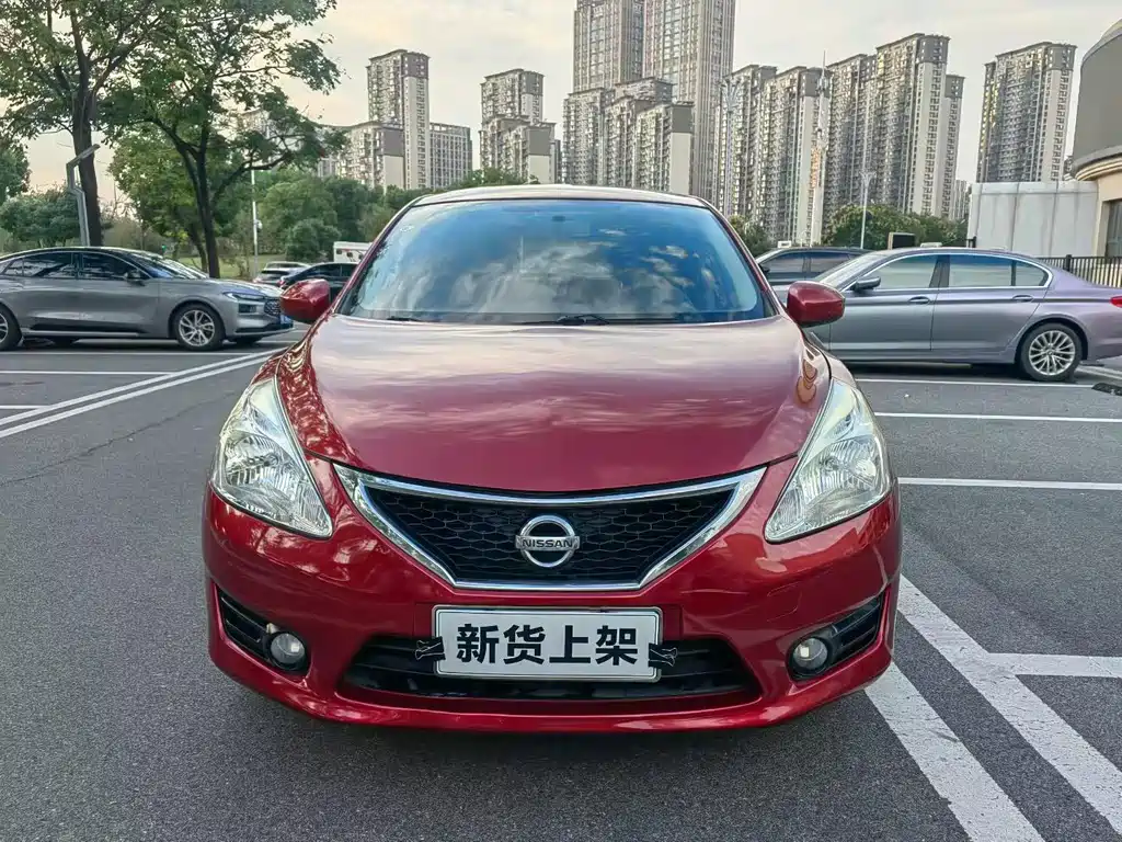 Nissan Tiida — миниатюра 2