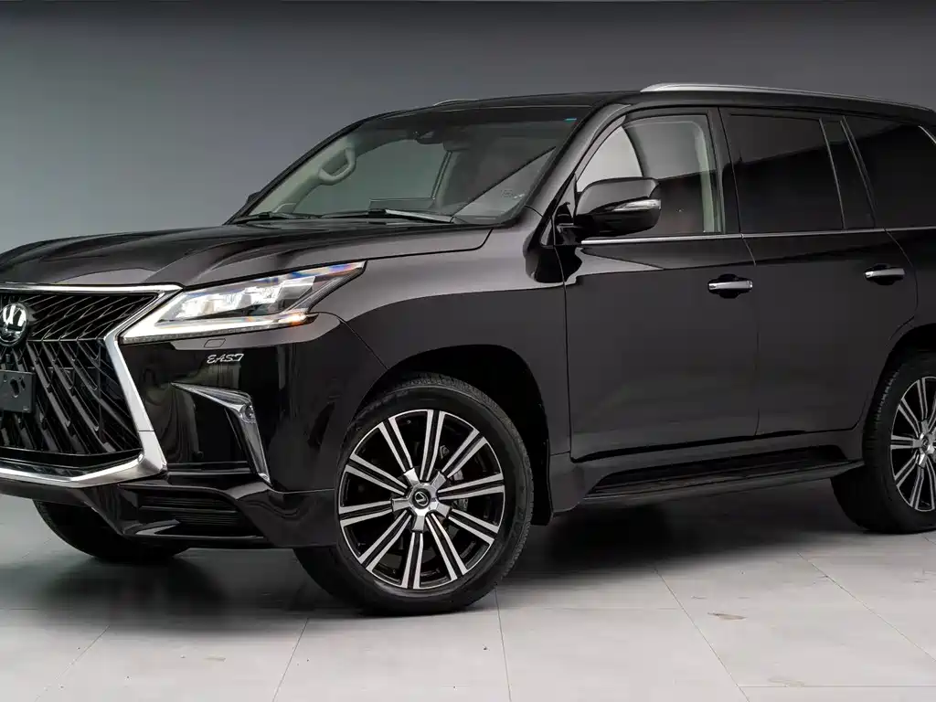 Lexus LX 2025 570