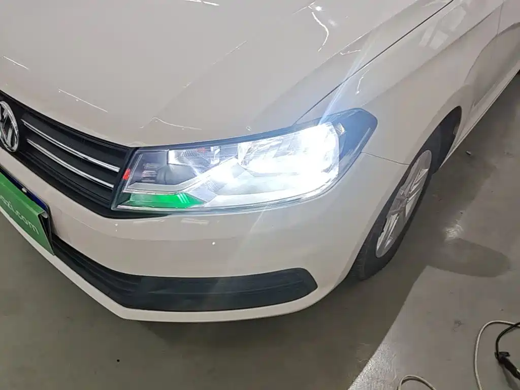 Volkswagen Santana — миниатюра 24