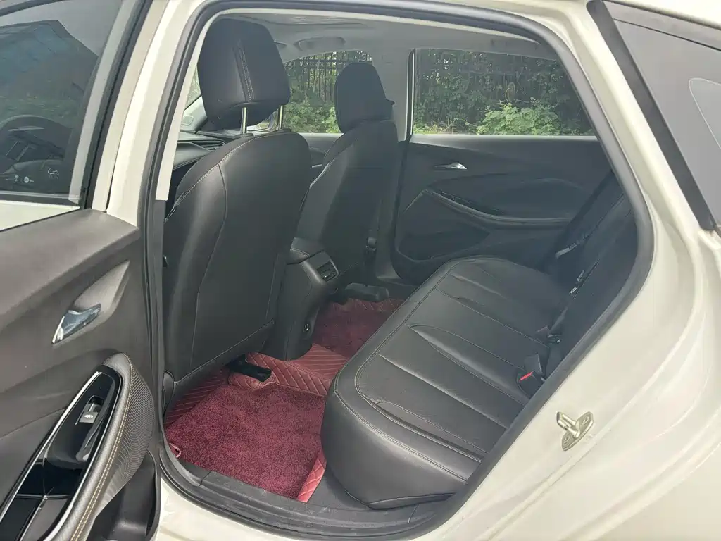 Buick Verano — миниатюра 7