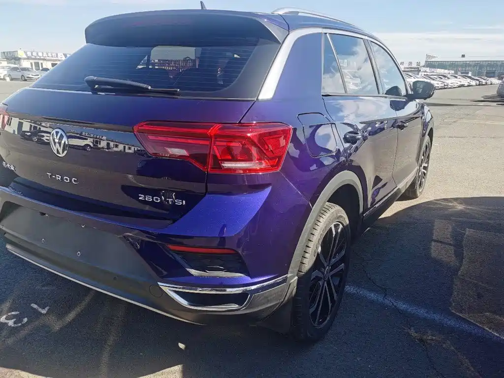 Volkswagen T-Roc — миниатюра 7