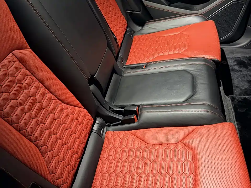 Lamborghini Urus — миниатюра 4