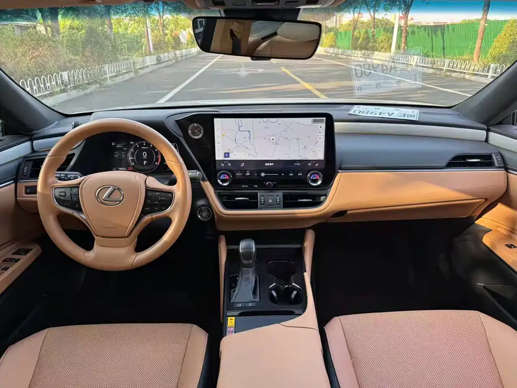 Lexus ES — миниатюра 6