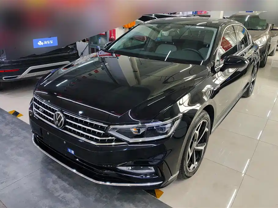 Volkswagen Magotan 2023 200 0k Units Anniversary Edition 330TSI DSG Luxury Type
