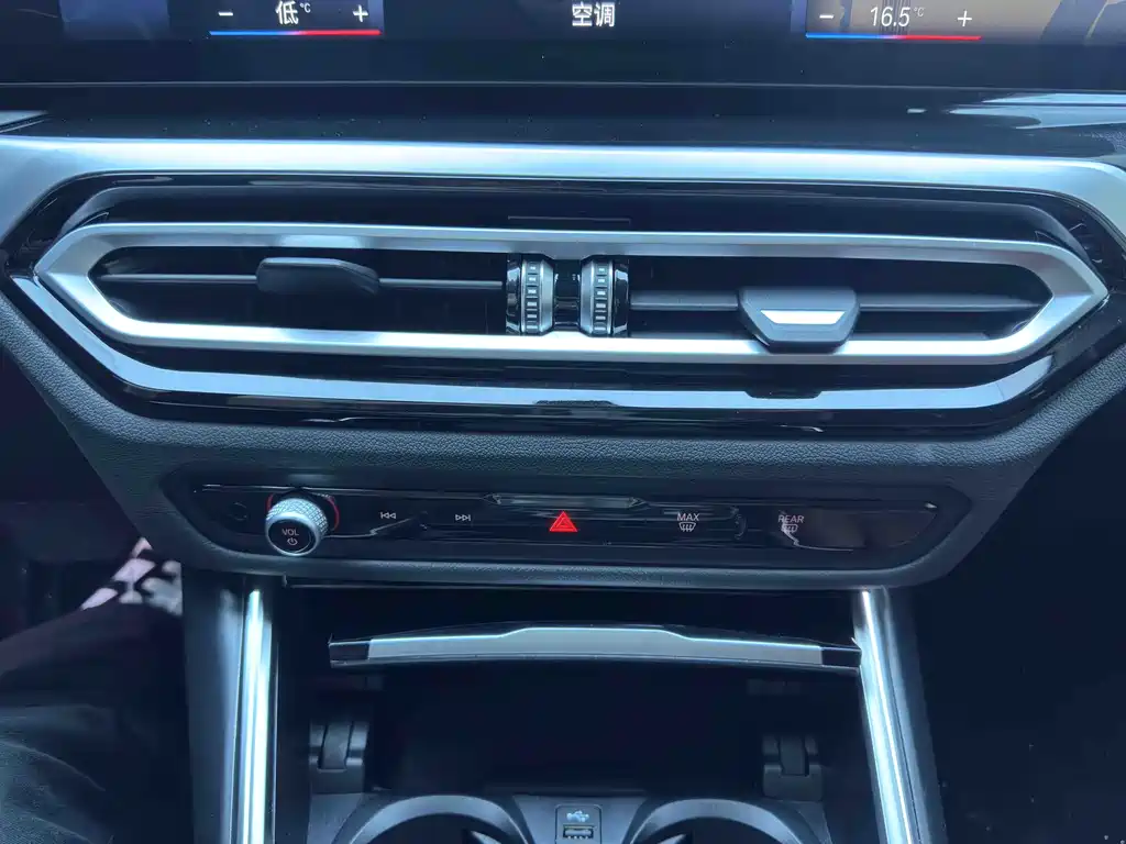 BMW 3 Series — миниатюра 12