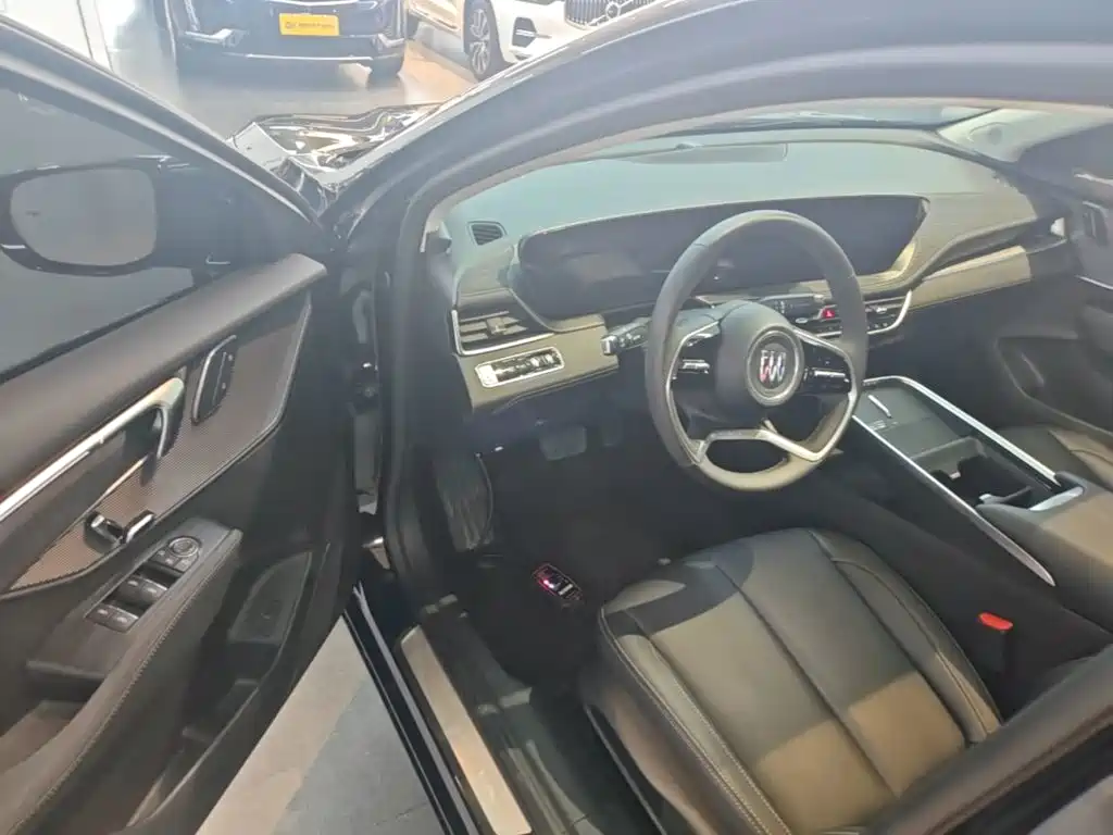 Buick LaCrosse — миниатюра 16