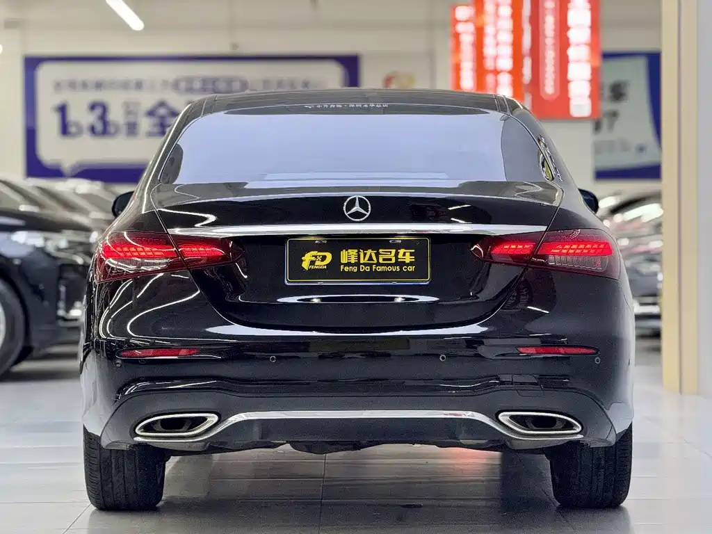 Mercedes-Benz E-Class — миниатюра 15