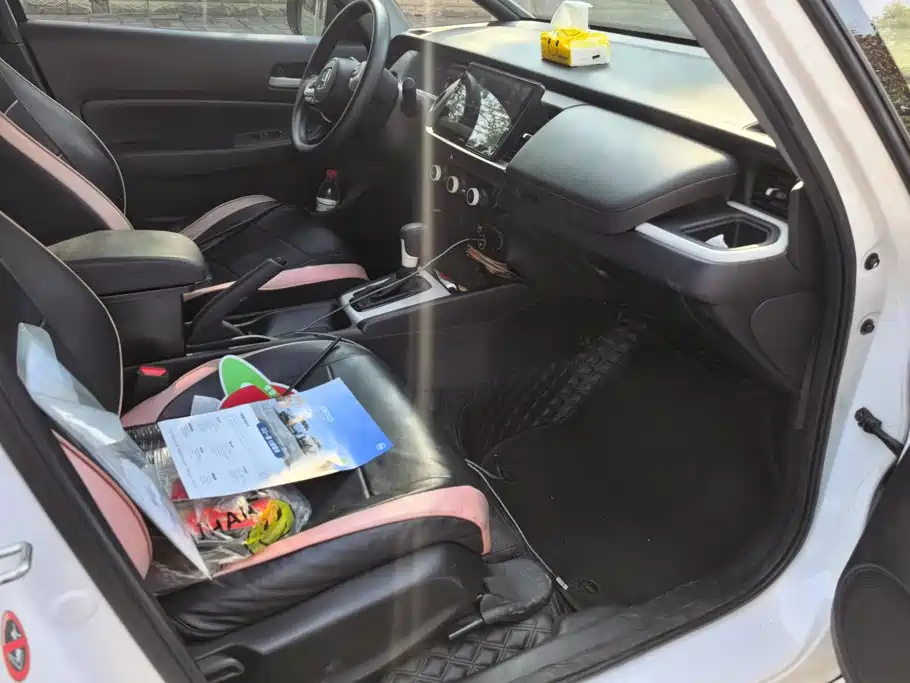 Honda Fit — миниатюра 8