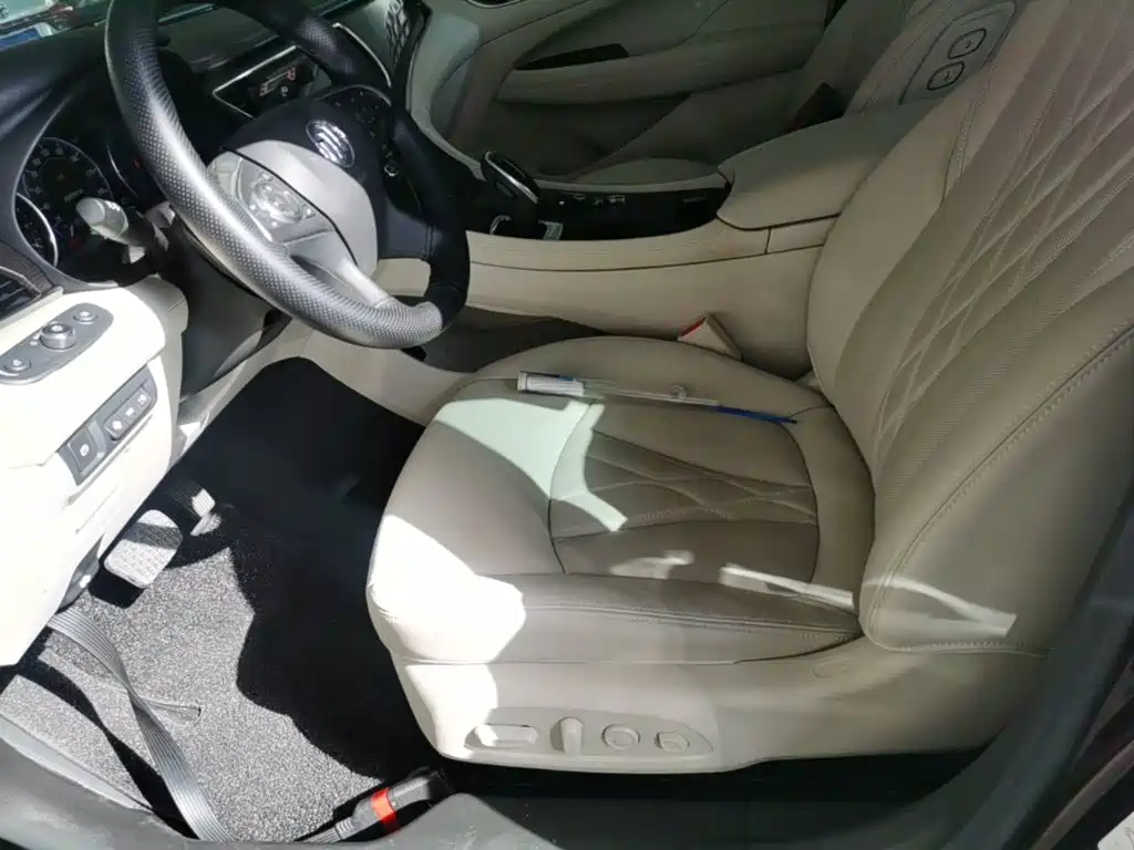 Buick LaCrosse — миниатюра 15