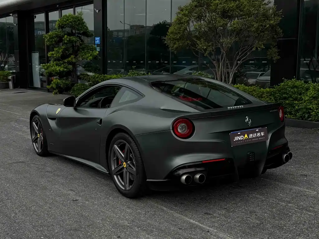 Ferrari F12berlinetta — миниатюра 4