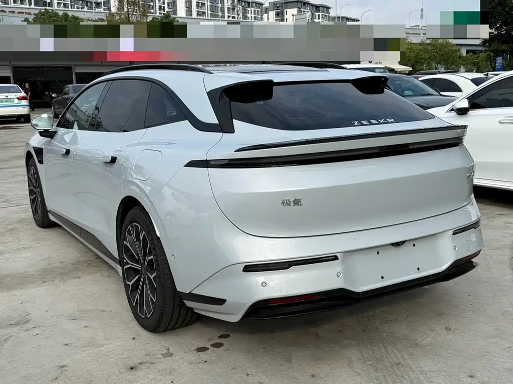 Zeekr 007GT — миниатюра 16