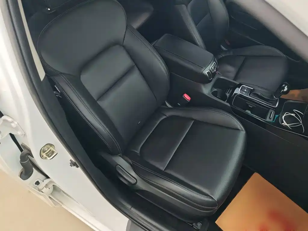 Kia K4 — миниатюра 3
